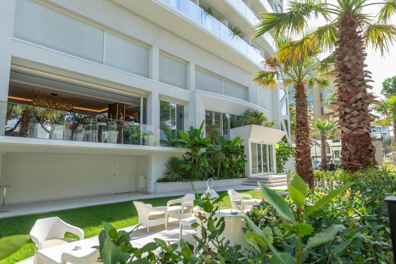 Hotel Sporting Rimini Esterno foto
