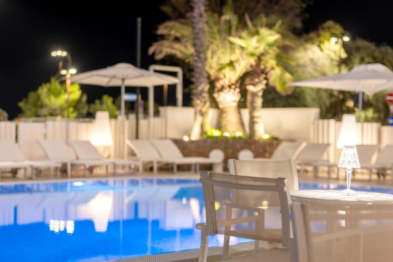 Hotel Sporting Rimini Esterno foto