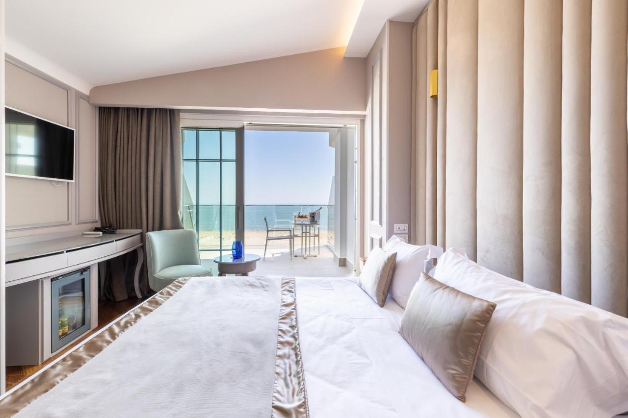 Hotel Sporting Rimini Esterno foto