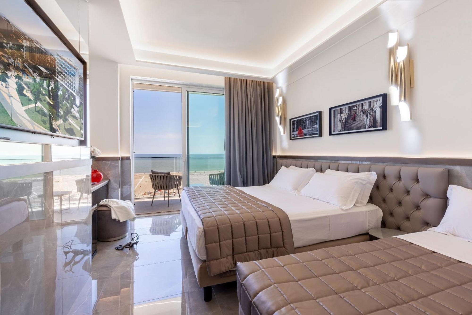 Hotel Sporting Rimini Esterno foto
